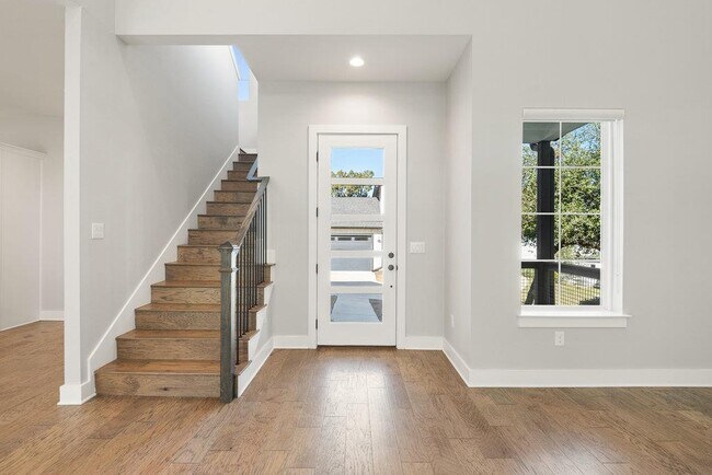 Photo - 3018 Sunridge Dr