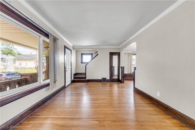 Photo - 6800 Kazimier Ave