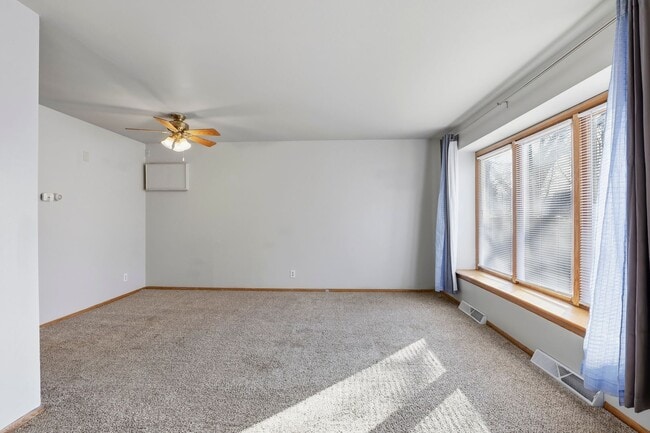 Photo - 846/848 Greenwood Court Unit 848