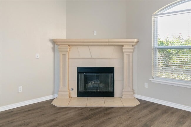 Photo - 4904 SW Malcom Rd
