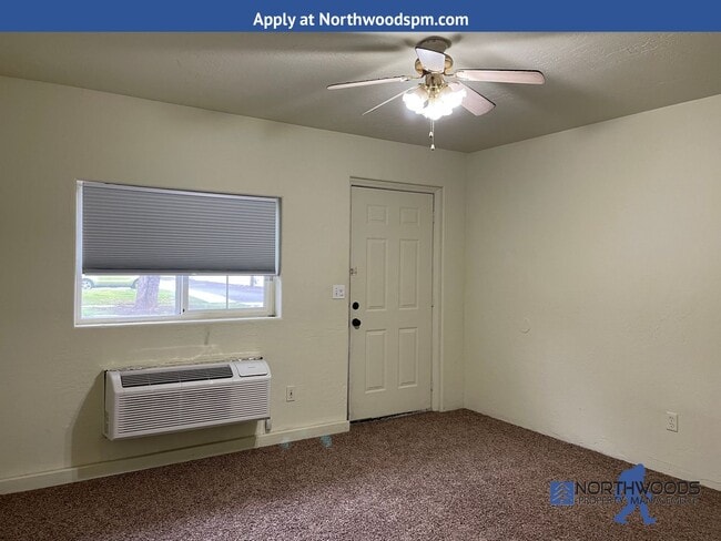 Building Photo - Cozy Studio Apartment