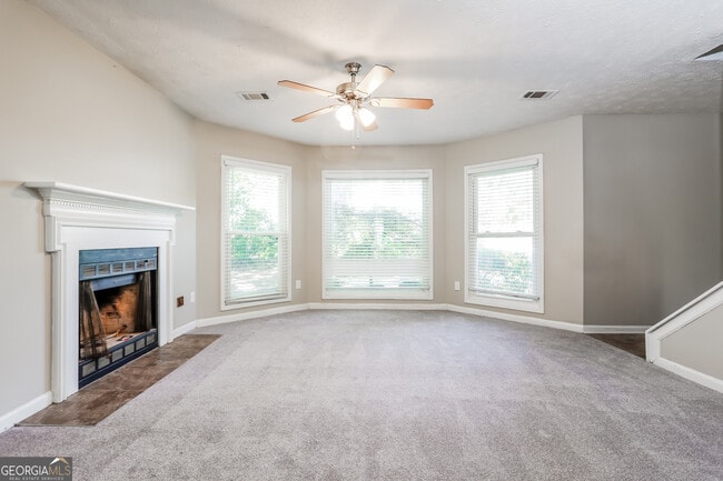 Photo - 3618 Chinaberry Ln