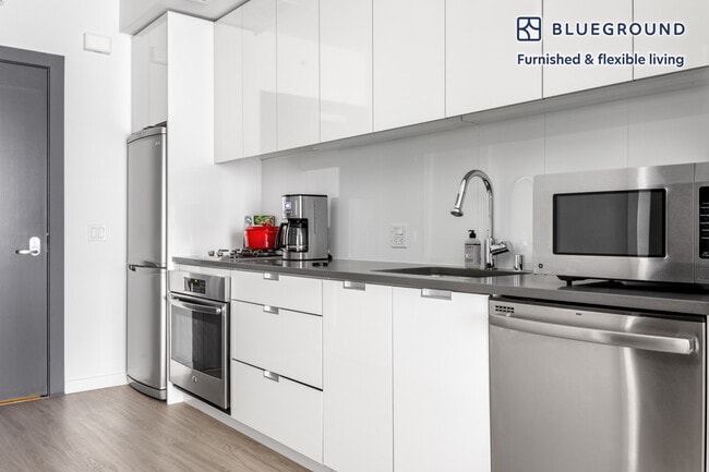 Photo - 8 10th St Unit FL6-ID355