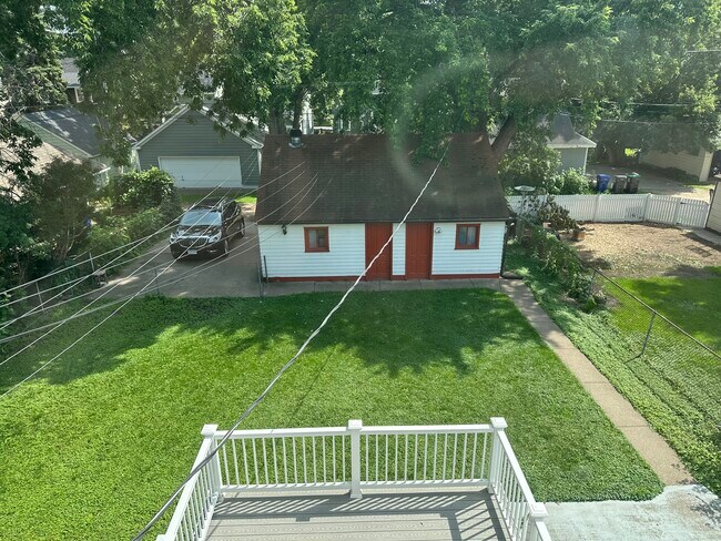 Photo - 2000 Carroll Ave Unidad 2