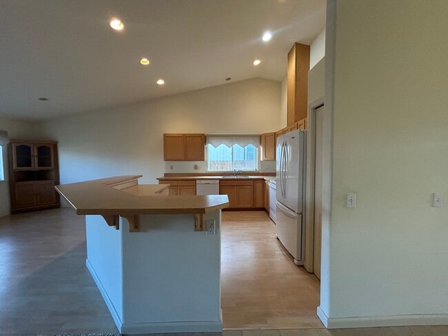 Photo - Charming Home Near John Wayne Trail