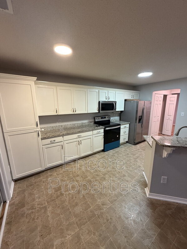 Photo - 6225 Saybrooke Dr