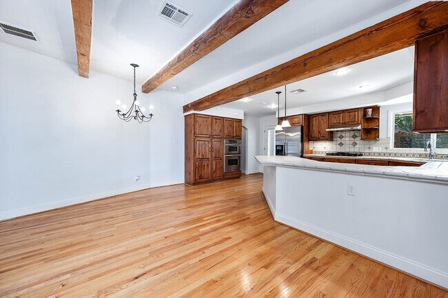 Photo - 6825 Bellgreen Dr