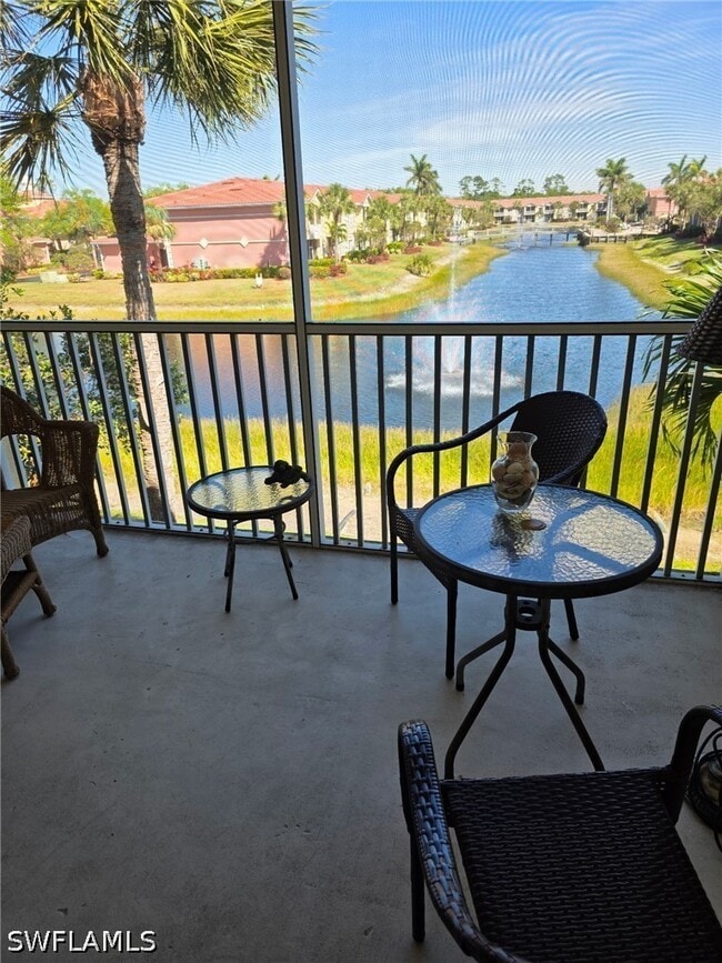 Building Photo - 20221 Estero Gardens Cir Unit 205