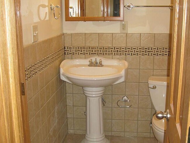 Photo - 2701 Delaware St SE Unidad #4