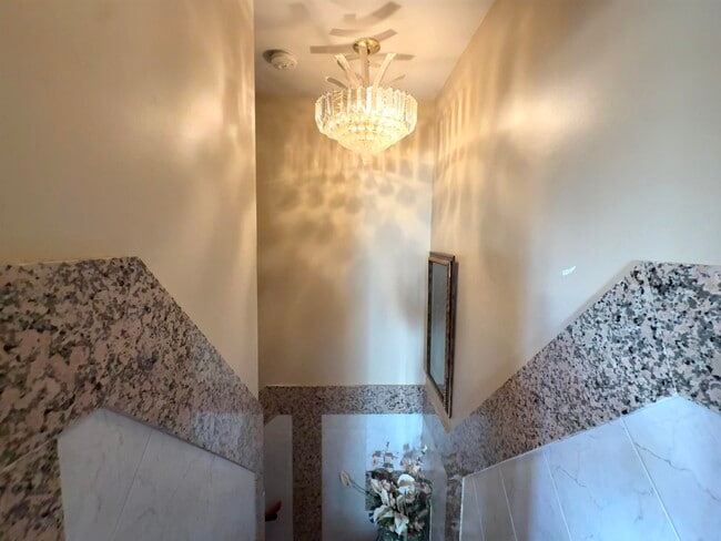 Photo - 20 Beech St Unit 2