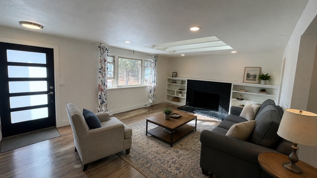 Photo - 2740 W Elizabeth St