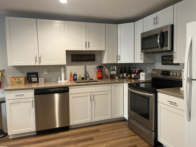 Photo - 403 E 4th St Unit 403C