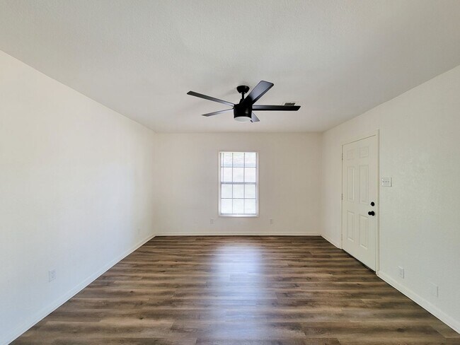 Photo - Highly desired neighborhood and vast yard ...