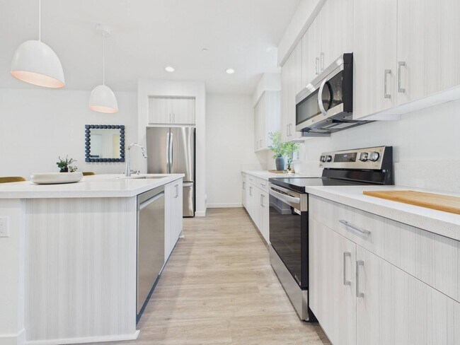 Photo - Solaterra Granada Hills