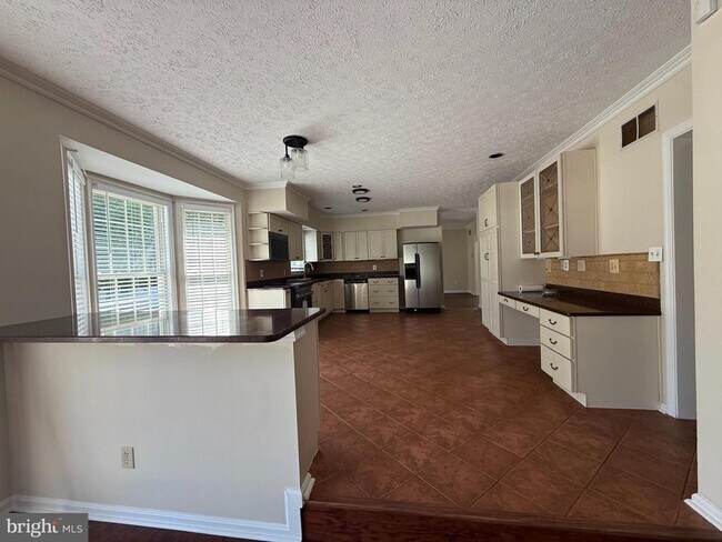 Photo - 101 Tarks Ln