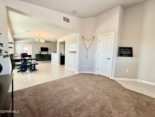 Photo - 11860 Ernest Rd