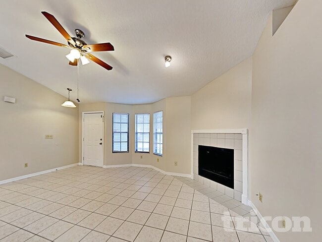 Photo - 2543 Hendricks Terrace