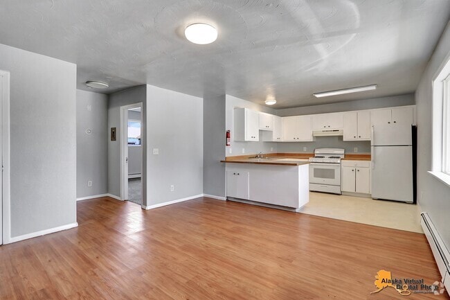 Building Photo - 3901 Northwood Dr Unit 2 Rental