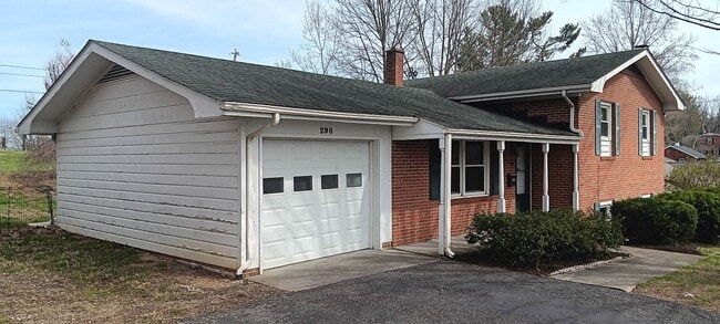 Photo - Christiansburg, 3 BR / 2 BA, Available Now