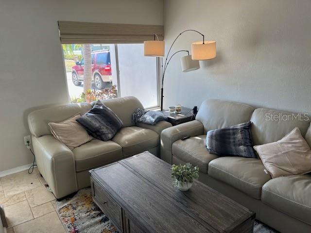 Photo - 2220 E Vina Del Mar Blvd