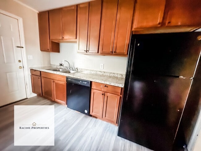 Photo - 7 Bristol Dr Unit 7A