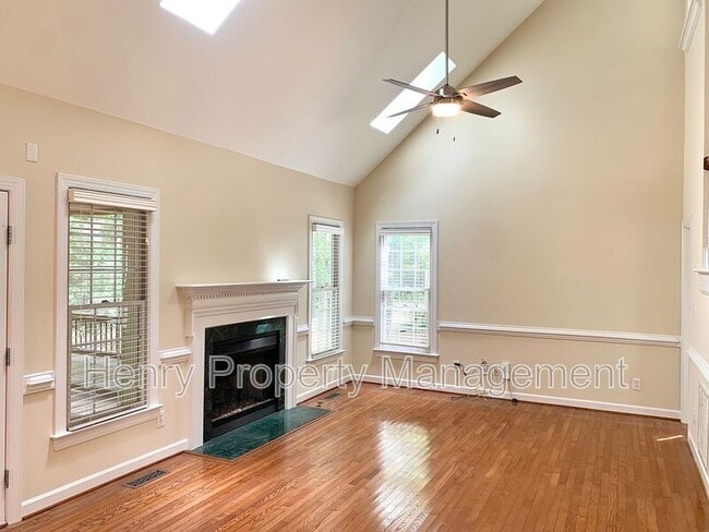 Photo - 212 Lewey Brook Dr