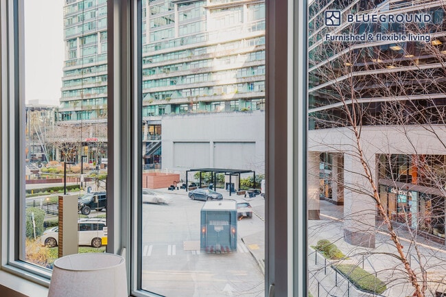 Photo - 11011 NE 9th Pl Unidad FL2-ID821