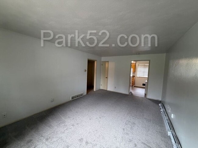 Photo - 602 N Huson St Unit #04