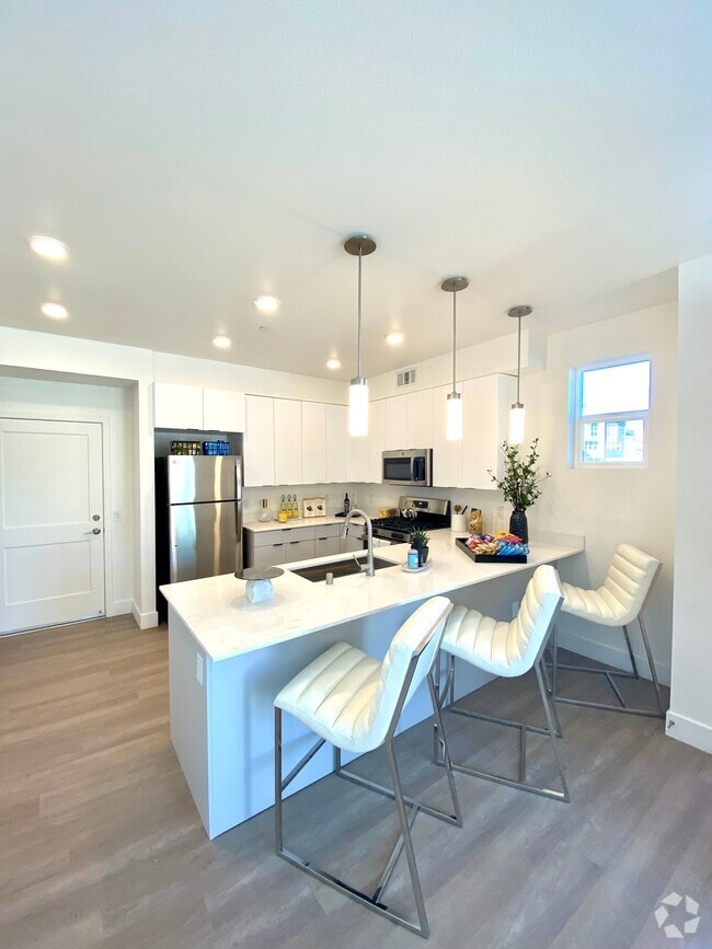 Building Photo - The Preserve at Harbison Rental