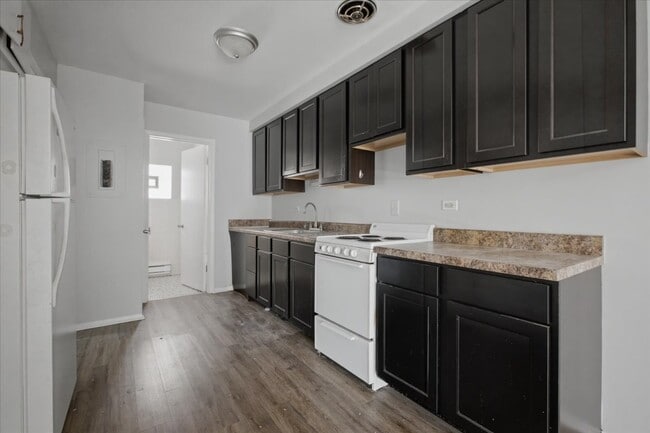 Photo - 6212 W 64th Pl