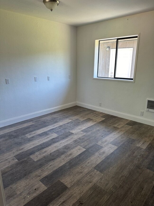 Photo - 3-bedroom 2 bath House