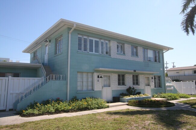 Hyde Park Apartments