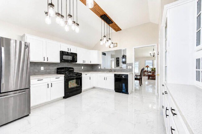 11507 Stone Bridge Dr