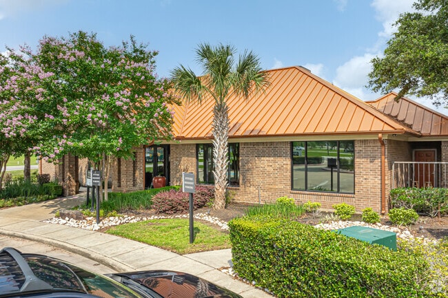 Leasing Office