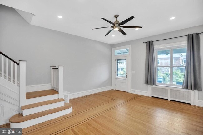 Photo - 117 Rochelle Ave