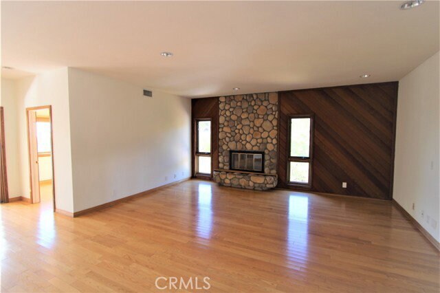 Photo - 3694 Berwick Dr