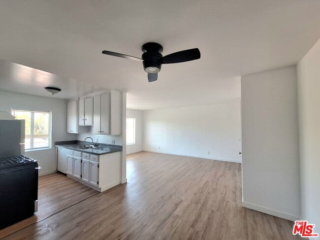 Building Photo - 4810 St Elmo Dr Unit 8 Rental