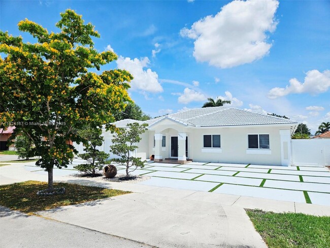 Photo - 8899 NW 175th St Casa