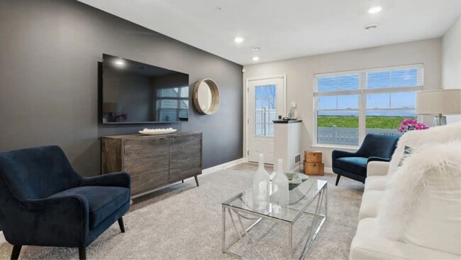 Photo - 5235 Long Pointe Pass