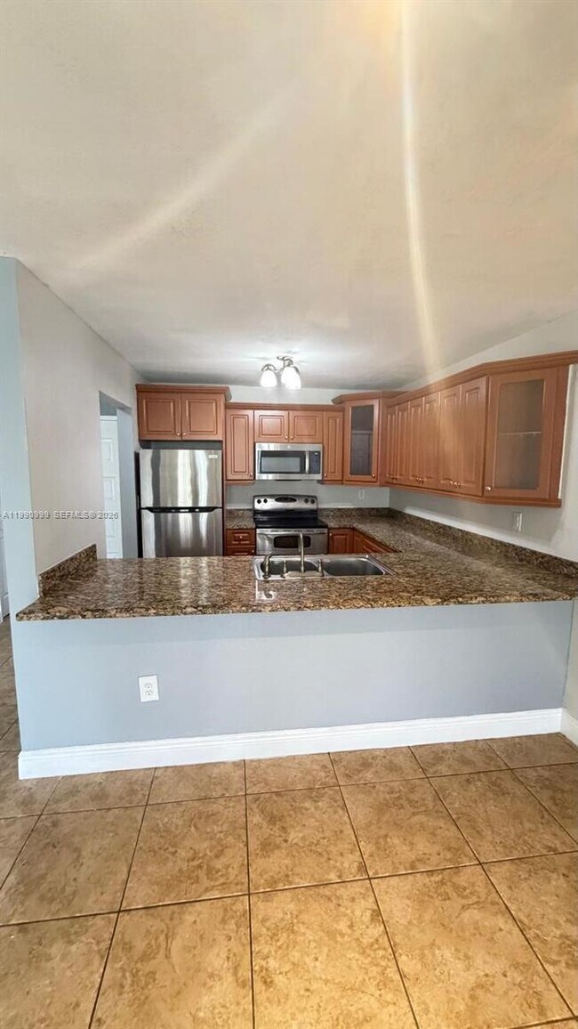 Photo - 6980 NW 186th St Unit 3-126