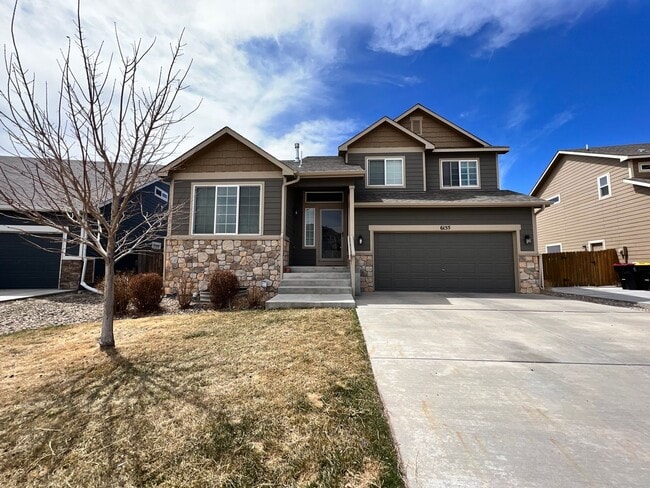 Gorgeous 3 bed/2.5 bath home with 3-CAR TA... - Gorgeous 3 bed/2.5 bath home with 3-CAR TA...
