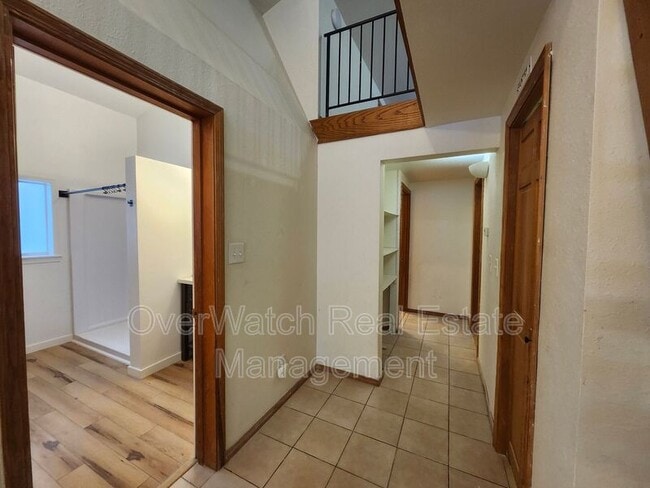 Photo - 10322 Chain of Rock St