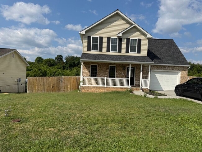 Building Photo - 2 story home with 1 car garage and fenced yard
