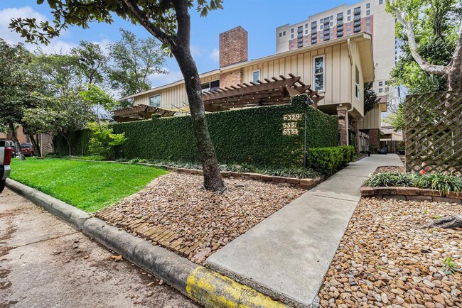 Photo - 6329 Crab Orchard Rd Unidad A Rental