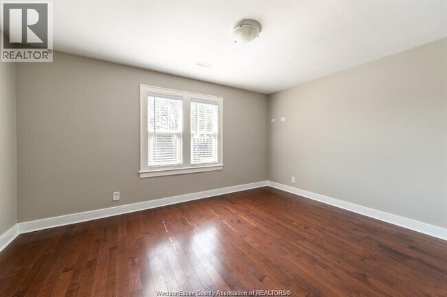 Photo - 1362 Parent Ave