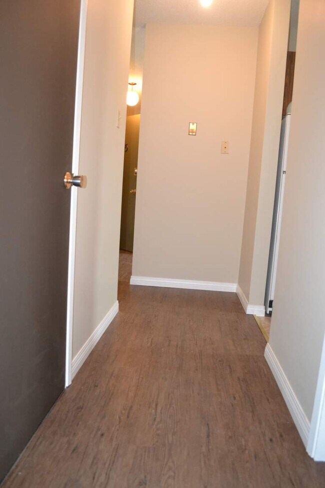 Photo - Lakeview Manor