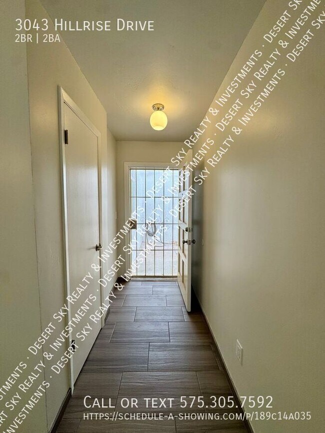 Photo - 3043 Hillrise Dr