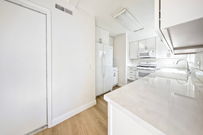 Photo - Charming 55+ Fully Remodeled 2 Br. 1 Ba. Duplex - Sunny Hills