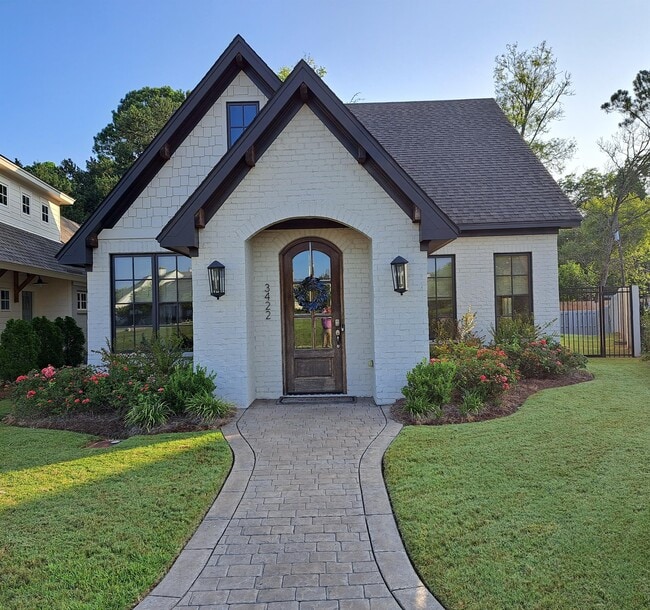 Photo - 3422 Lockwood Pl