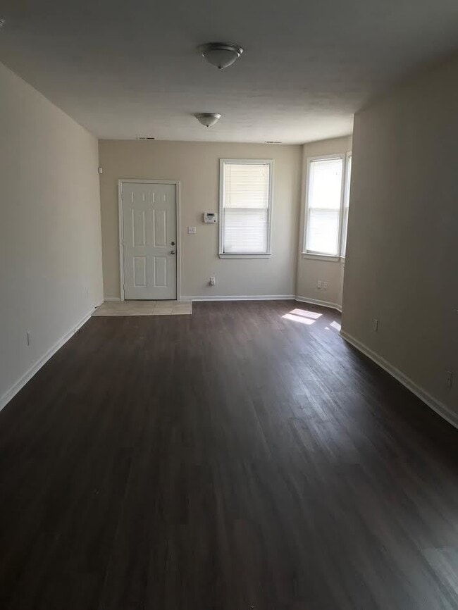 Photo - 1336 W 38th St Unit A